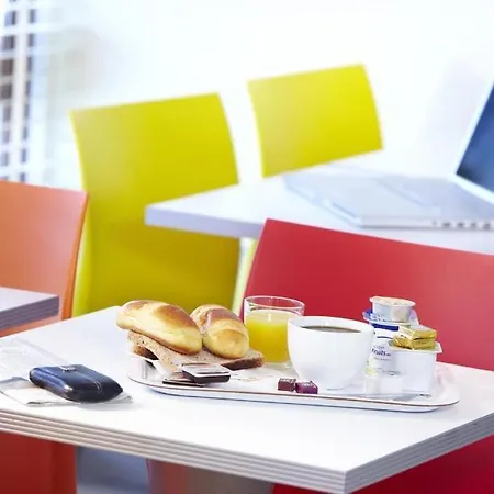 Hotel Premiere Classe Perpignan - Aeroport Rivesaltes