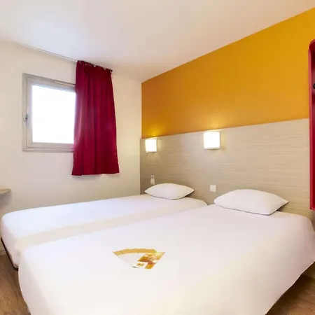 Premiere Classe Perpignan - Aeroport Hotel *