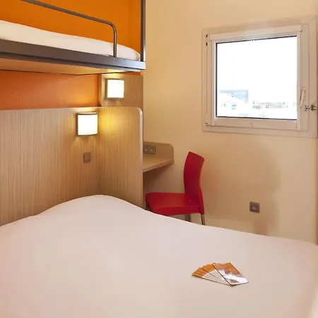 מלון Premiere Classe Perpignan - Aeroport *