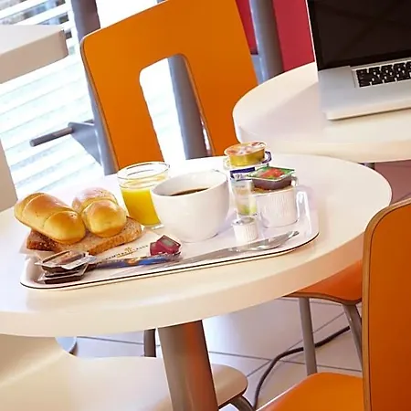 Hotel Premiere Classe Perpignan - Aeroport Rivesaltes